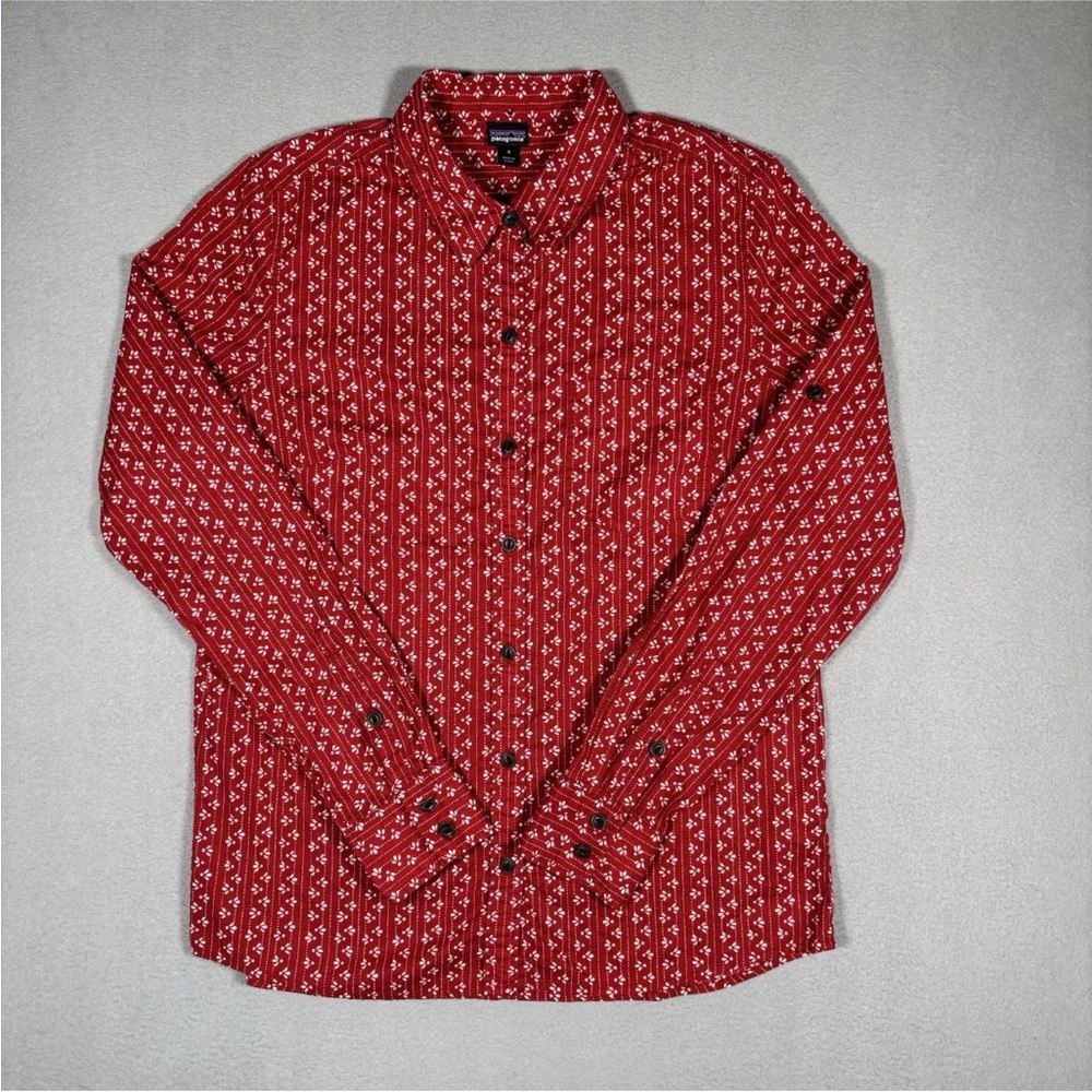 Patagonia Blouse Top Women’s Sz 6 Red White Floral Button Long Sleeve Roll Tab